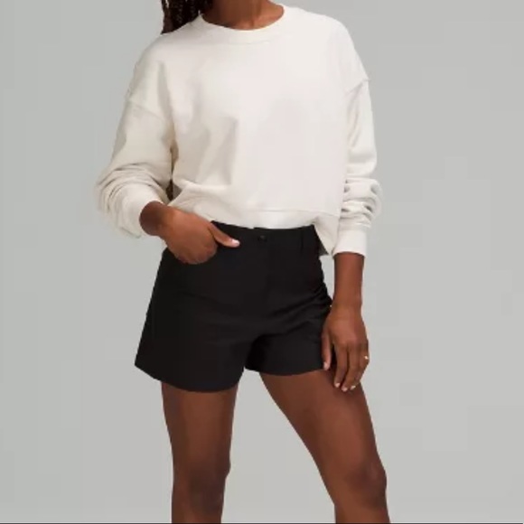 Lululemon City Sleek high rise 5 pocket shorts - Picture 2 of 7